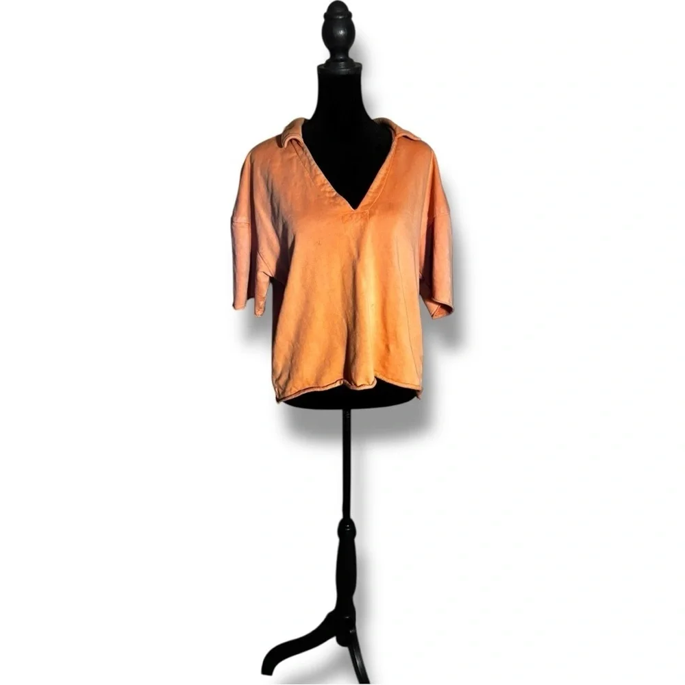 Universal Threads Casual Peach V-Neck Collared Long Tee Sleeve Women's Top